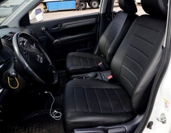 Чехлы на автомобильные сидения из экокожи