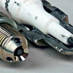 Что можно понять по цвету свечей зажигания при проверке