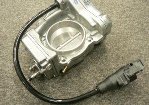 Что такое электронная педаль газа, и в чем ее отличие от механической?