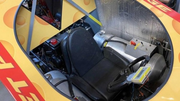 &laquo;Кусок сыра&raquo; продают по цене Kia Ceed