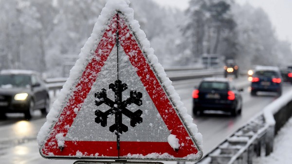 Детали и механизмы автомобиля, которые нужно смазать перед наступлением зимы