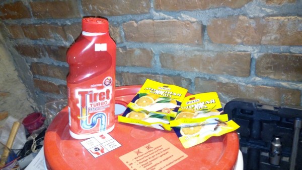 Какое средство лучше использовать для промывки радиатора печки автомобиля?