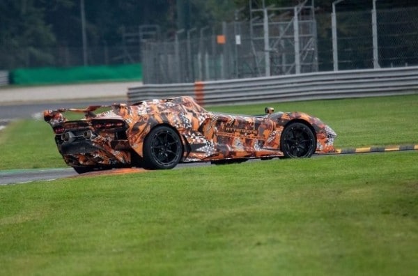 Lamborghini вывела на тесты прощальний Aventador?