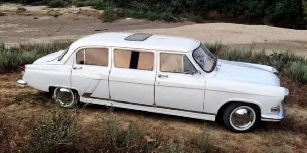 Мечта партийного чиновника: лимузин Волга ГАЗ-21