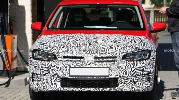 Новая Fabia выехала на дороги. и пусть вас не смущает, что это Polo (фото)