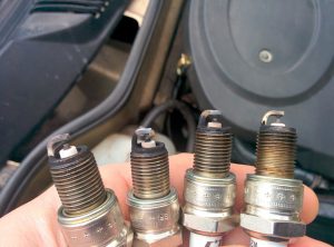 О чем говорит нагар на свечах зажигания и его цвет