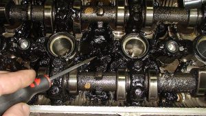 Почему возникает масляное голодание мотора: последствия нехватки масла