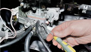 Регулировка оборотов холостого хода: инжектор и карбюратор