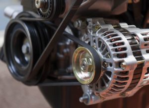 Скрежет, стук или свист во время запуска мотора