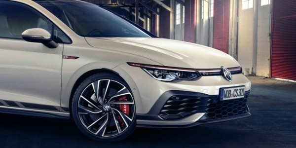 У нового Volkswagen Golf GTI появилась 300-сильная версия Clubsport
