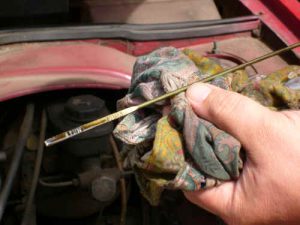 В двигателе нет давления масла или давление падает: причины и способы устранения