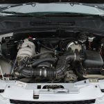 Заливает свечи зажигания: как завести двигатель