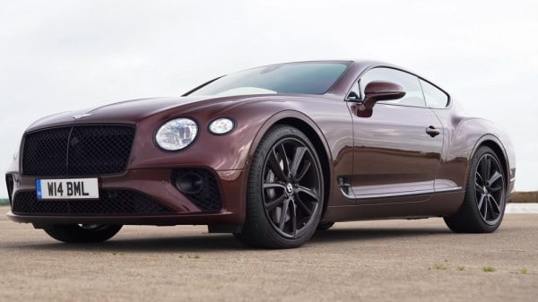 Porsche 911 GT3 и Bentley Continental GT сразились на прямой