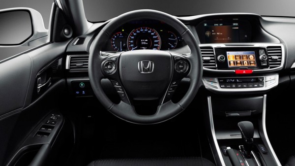 ТОП-3 надежных седанов с пробегом дороже 1 млн рублей