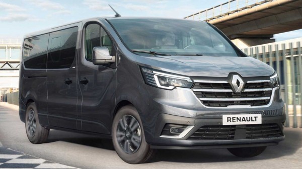 Renault представил обновленный минивэн Trafic