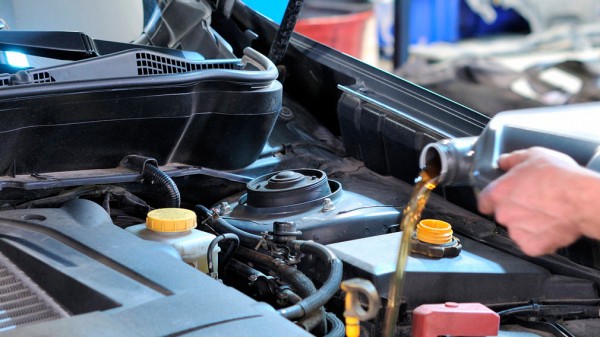 Стало известно, на чем готовы экономить российские автомобилисты