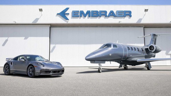 Porsche представил эксклюзивный 911 Turbo S в стиле бизнес-джета