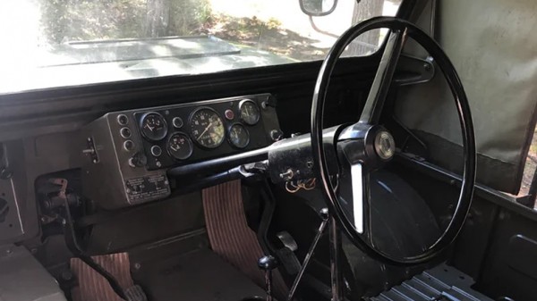 Советскую амфибию, которой можно управлять лёжа, выставили на продажу