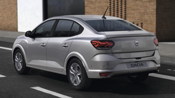 В Сети появились изображения нового Renault Logan 