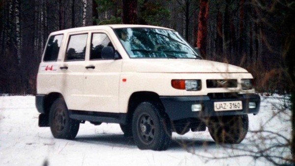 В Сети напомнили о внедорожнике УАЗ со спорным дизайном