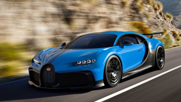 Озвучили расход топлива гиперкара Bugatti Chiron Pur Sport