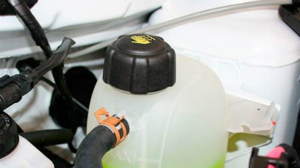 Пять советов по подготовке системы охлаждения автомобиля к зимней эксплуатации