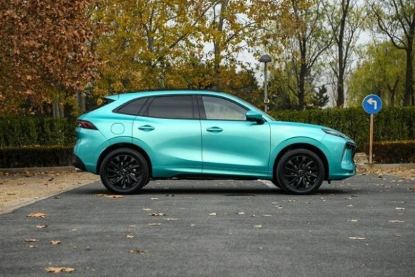 Dongfeng показал публике &laquo;льва&raquo;