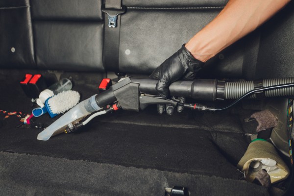 Химчистка авто своими руками: Обзор лучшей техники и средств, цены