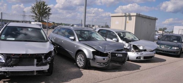 Как лучше продать битый автомобиль