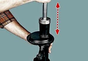 Как прокачать амортизаторы перед установкой