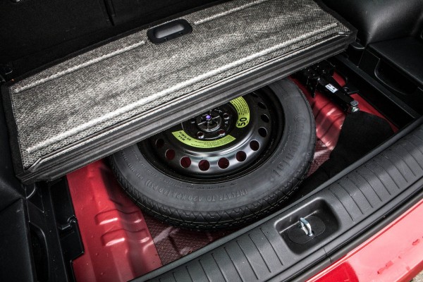 Компас покупателя: что такое HAC, DBC, SCC и стоит ли за них переплачивать? Объясняем на примере Kia Sportage