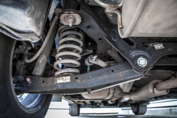 Компас покупателя: что такое HAC, DBC, SCC и стоит ли за них переплачивать? Объясняем на примере Kia Sportage