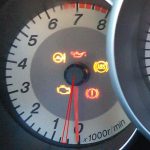 Педаль тормоза проваливается после запуска мотора