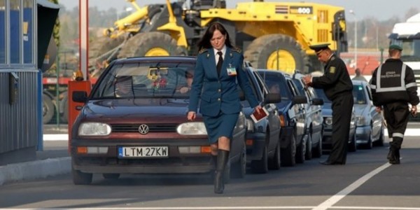 Закарпатская таможня массово штрафует &laquo;евробляхеров&raquo;