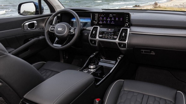 Дизельные Kia Sorento снова появились в продаже в России