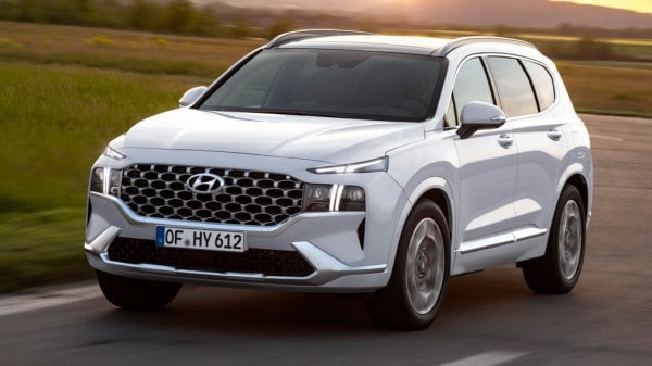 Назвали цены на кроссовер Hyundai Santa Fe 2021 модельного года