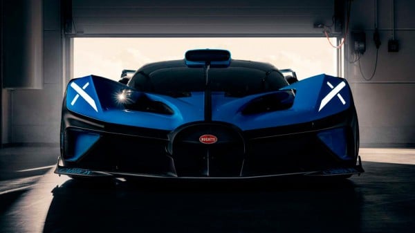 Компания Bugatti рассказала о самой необычной технологии гиперкара Bolide