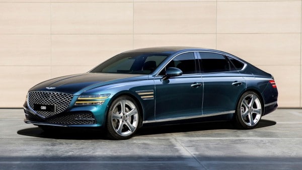 Genesis назвал российские цены на новый кроссовер GV80 и седан G80