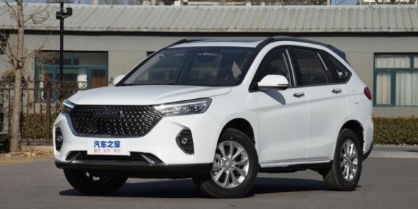 Haval M6: смена имиджа и перекроенный салон