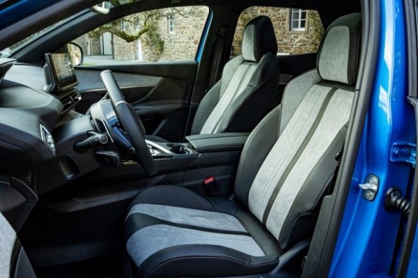 Новий Peugeot 3008 вже в Україні: яскравий дизайн, передові технології, сучасні системи безпеки