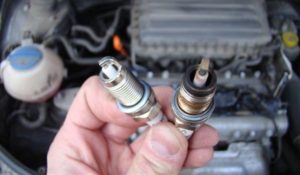 Почему троит двигатель?