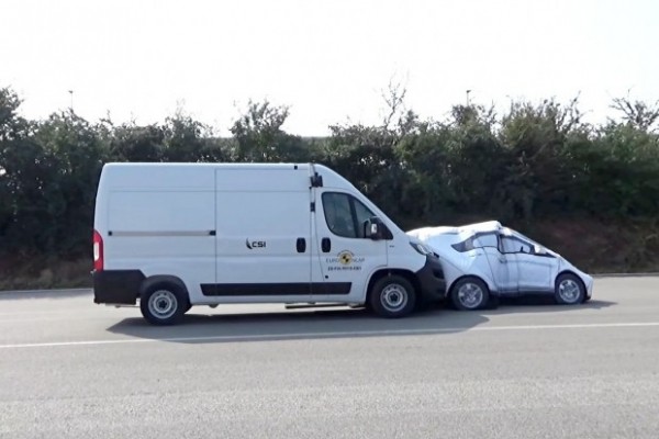 Самый безопасный &laquo;бус&raquo; по версии Euro NCAP