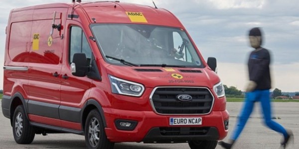 Самый безопасный &laquo;бус&raquo; по версии Euro NCAP