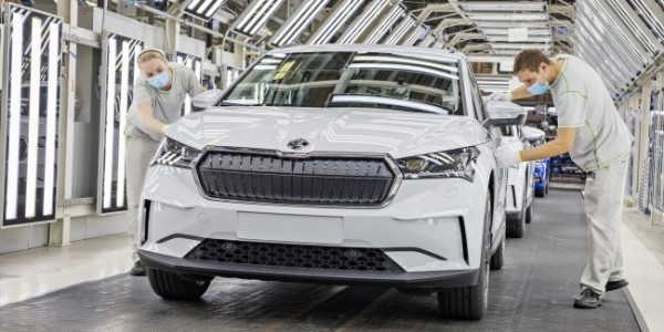 Skoda готовит семейный седан и электрокар для малых городов