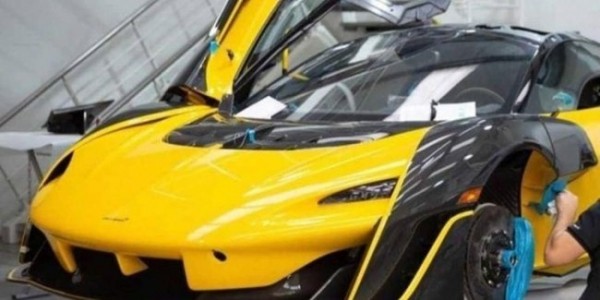В Сеть слили фото нового суперкара McLaren Sabre