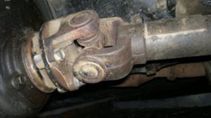 Замена крестовины карданного вала и рулевого вала своими руками