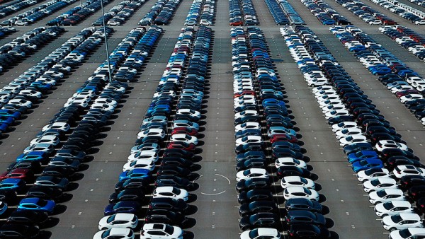 Автоэксперты рассказали, когда в России закончится дефицит автомобилей