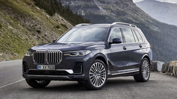 BMW в 2020 году стал лидером премиум-сегмента в России