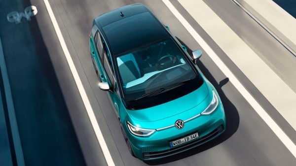 Реализация электромобилей в Германии утроились за 2020 год