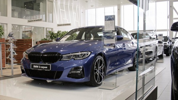 BMW в 2020 году стал лидером премиум-сегмента в России